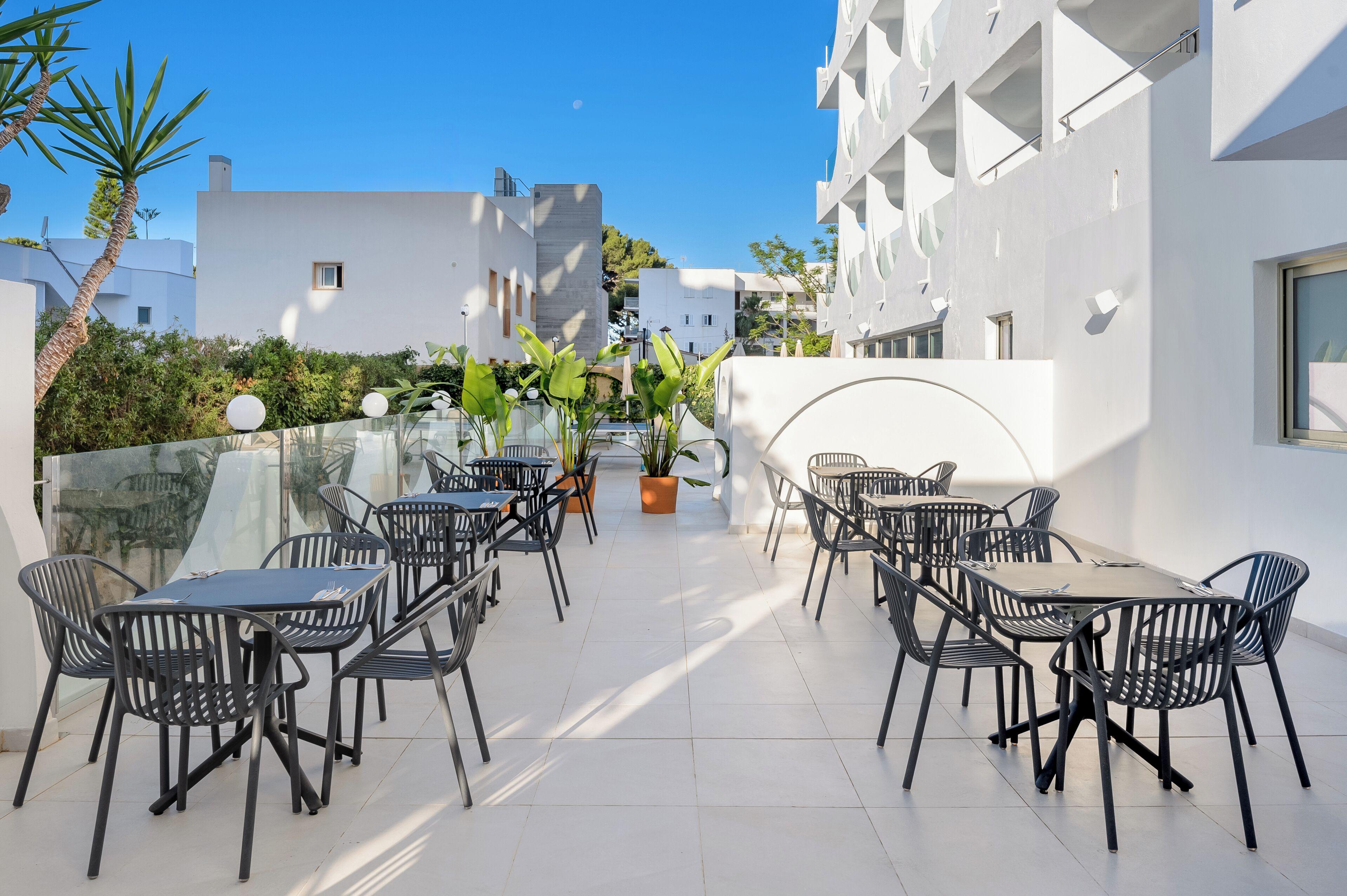 HOTEL PLAYASOL PALMA |  | PLAYA DE PALMA, SPAIN | SEASON DEALS FROM 137